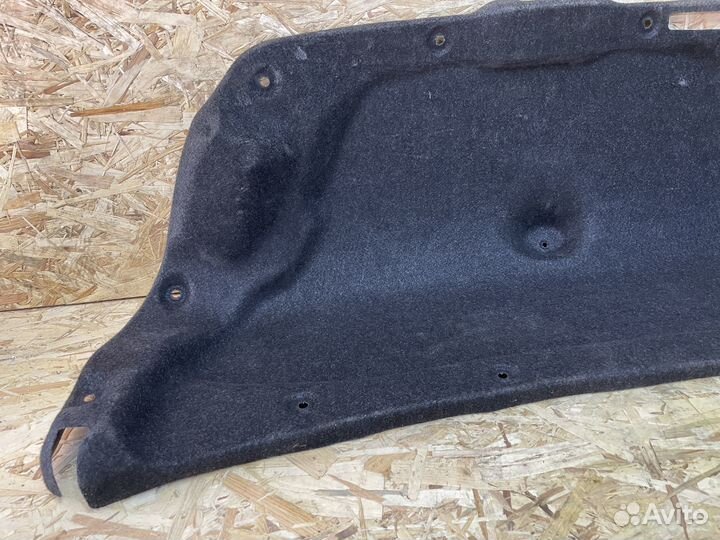 Обшивка крышки багажника Toyota Camry 50