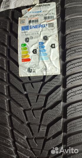 Hankook Winter I'Cept Evo 3 W330 275/40 R21 и 315/35 R21 111W