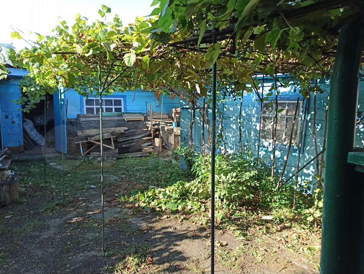 Дом 56 м² на участке 9,6 сот.