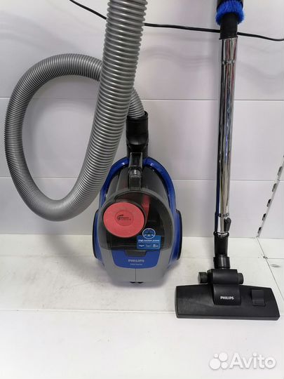 Пылесос с контейнером Philips XB2062