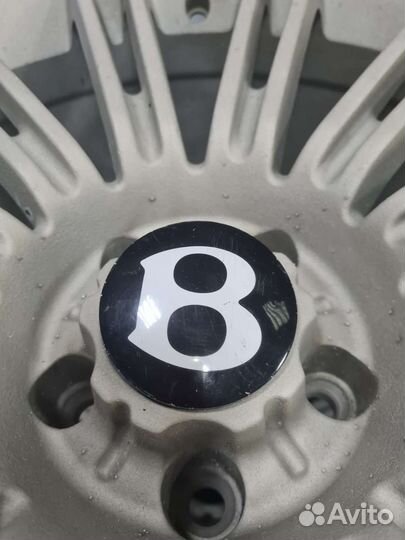 Литые диски Bentley R20 5112