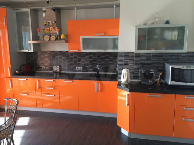 3-к. квартира, 105 м², 18/18 эт.