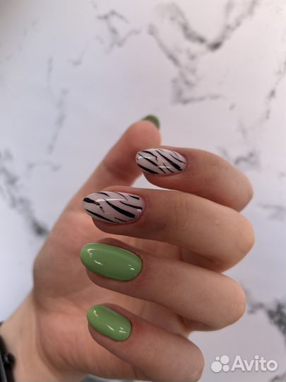 Маникюр в студии