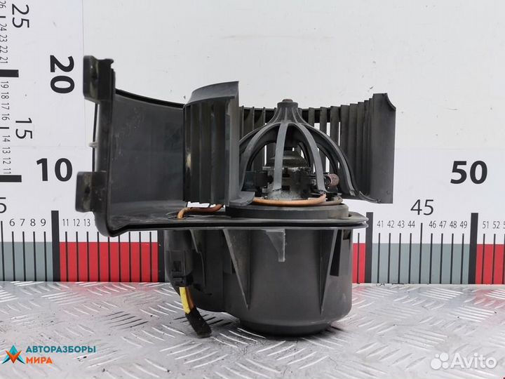 Моторчик печки Volkswagen Transporter T5 2005