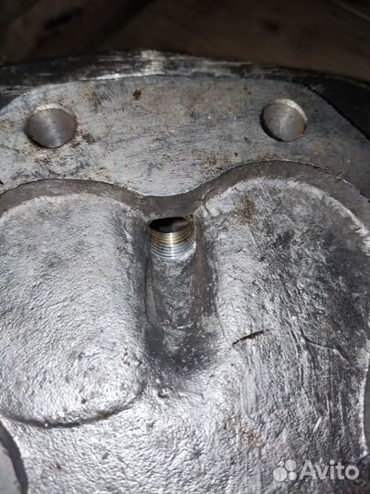 Головка цилиндра К750 правая