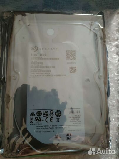 Жесткий диск 4TB SAS Seagate Exos 7E10