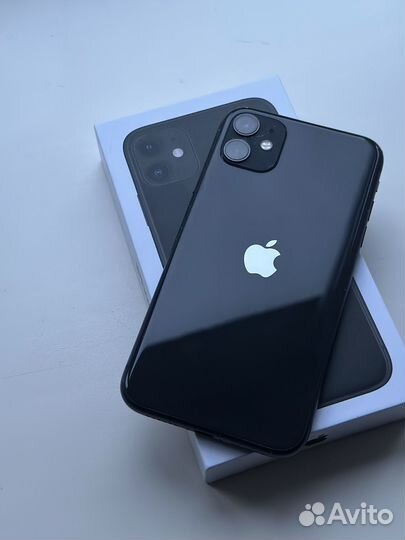 iPhone 11, 64 ГБ