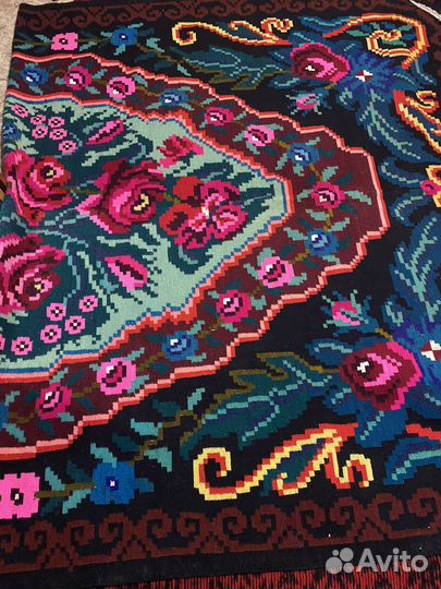 Ковер шерстяной ручной работы