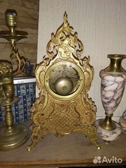 Каминные часы с боем