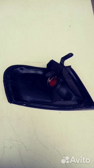 Габарит Ниссан Sunny левый 2215-1566