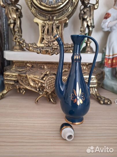 Фарфоровый кувшин винтаж