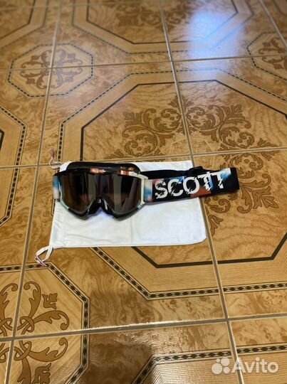 Горнолыжное снаряжение