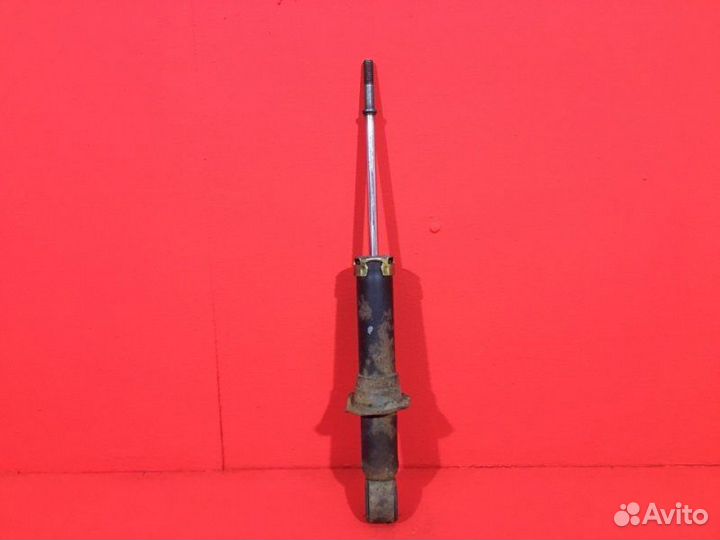 Амортизатор задний Toyota Corolla E12 4zzfe 1.4