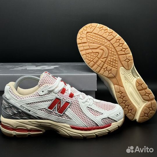 Кроссовки женские New Balance 1906R