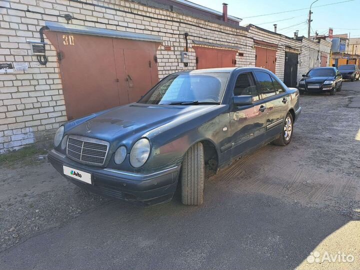 Mercedes-Benz E-класс 3.2 AT, 1998, 333 171 км