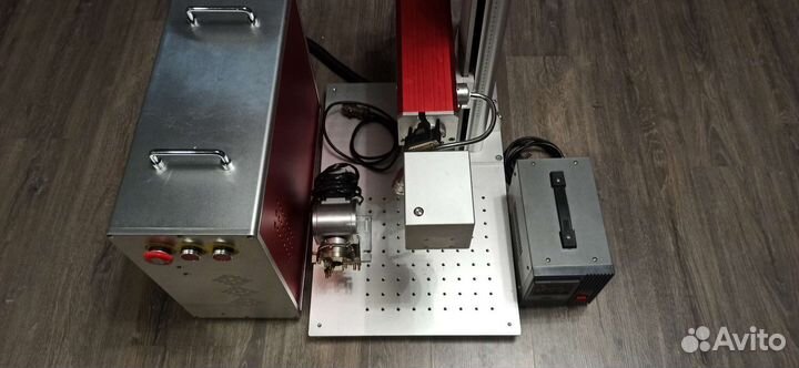Лазерный гравировальный станок
