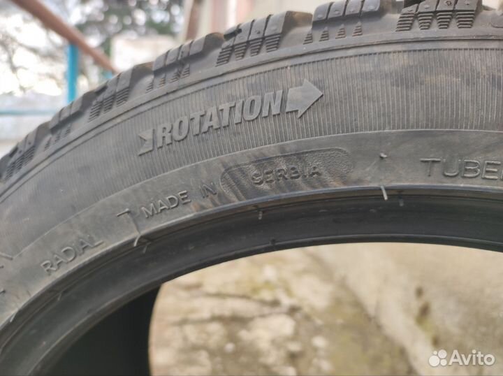 Tigar Winter A 235/45 R18
