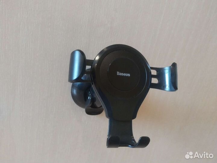Держатель для телефона в машину Baseus