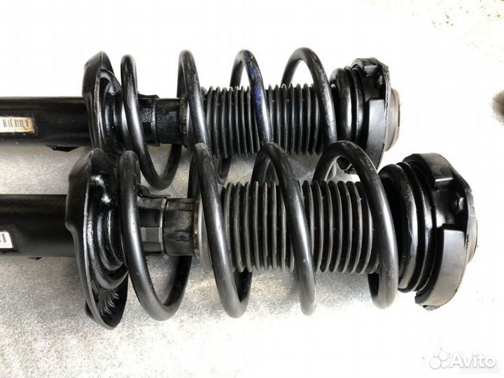 Стойки амортизаторы пружины Volkswagen Golf 5 2.0