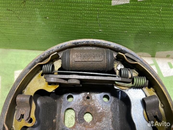 Колодки тормозные задние левые Ford Focus cdda