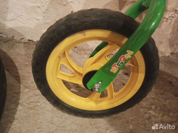 Беговел детский бу