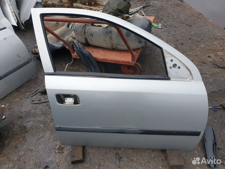 Дверь передняя правая Opel Astra G Опель Астра Г