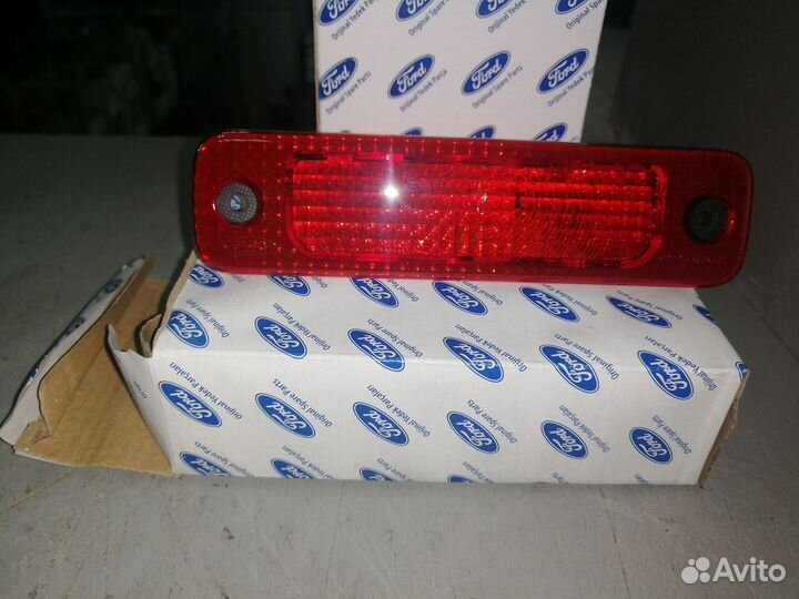 Фонарь стоп сигнала ford Transit 2006-2014 5128002