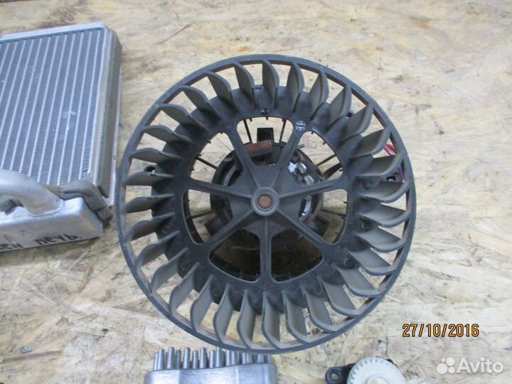 Моторчик печки Форд Фьюжн