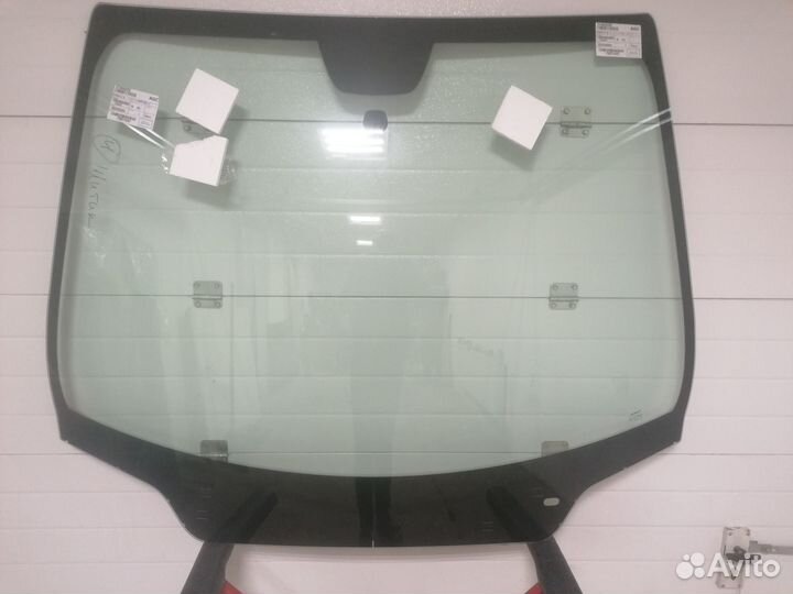 Лобовое стекло Citroen C4 II