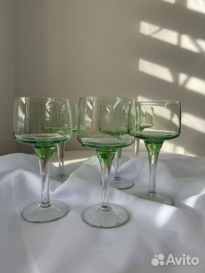 Фужеры из зеленого стекла СССР