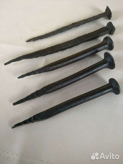 Гвозди кованые