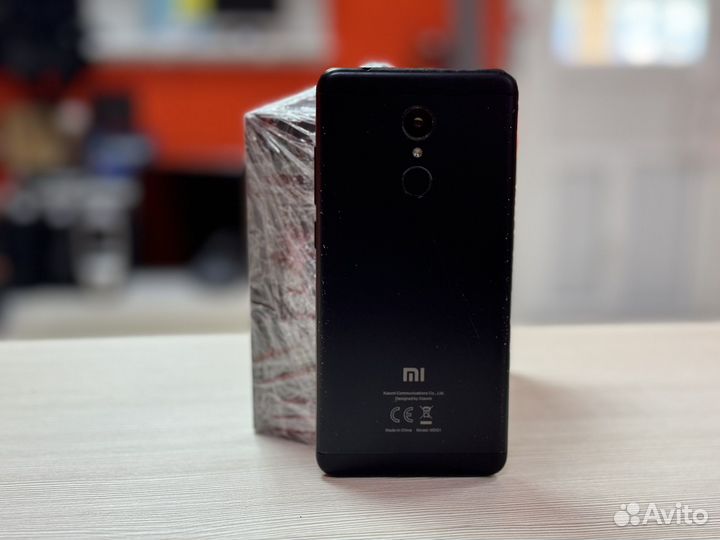 Xiaomi Redmi 5, 3/32 ГБ