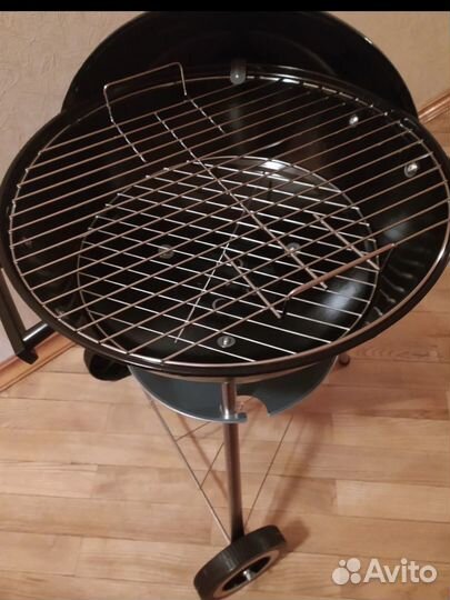 Гриль барбекю угольный новый
