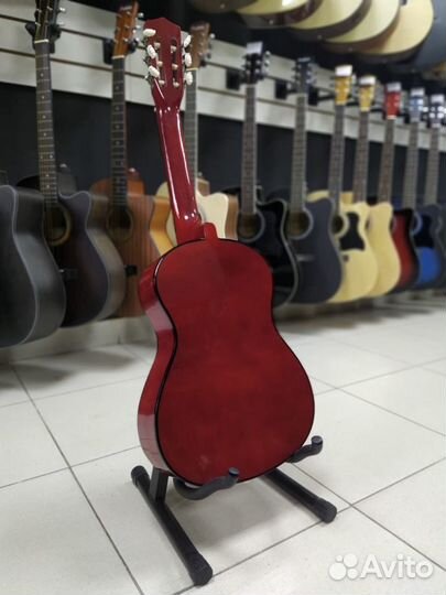 Классическая гитара 1/2 Новая Натуральная