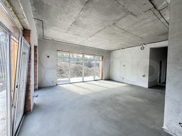 Коттедж 155 м² на участке 8,1 сот.