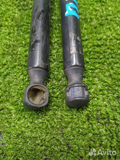 Амортизатор багажника пара Audi A5