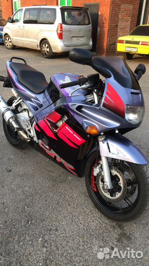 Honda CBR 600 F2