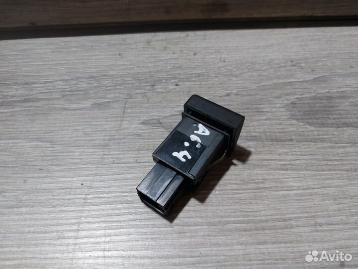 Кнопка шторки Audi A6 C5 4B0959903B