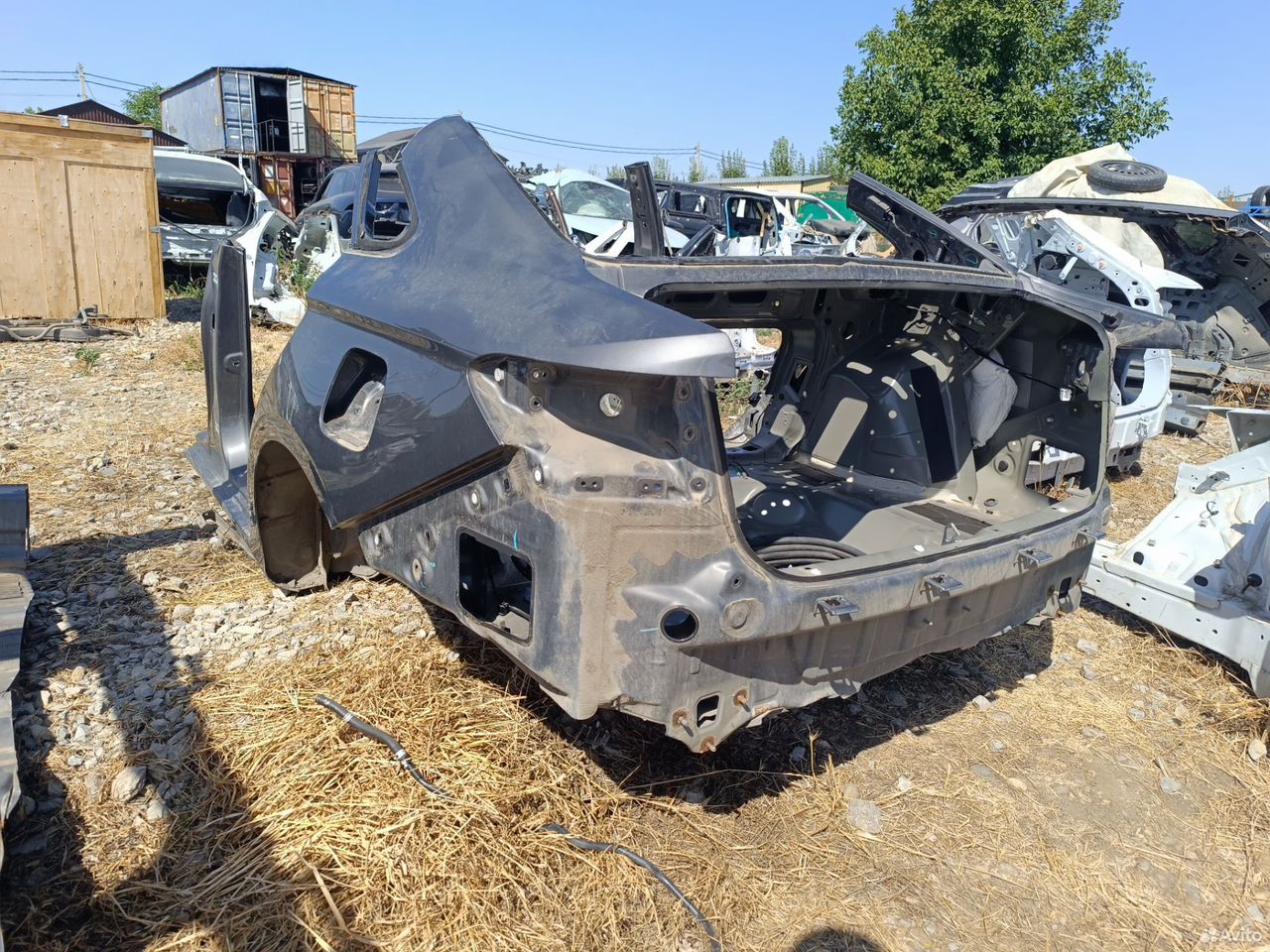 Крыло заднее левое четверть Geely Emgrand SS11