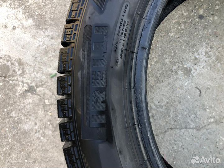 Pirelli Ice Zero 2.25/50 R17