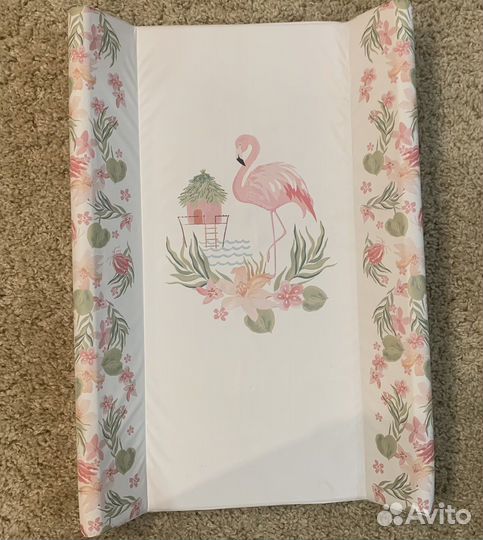 Пеленальная доска на кроватку