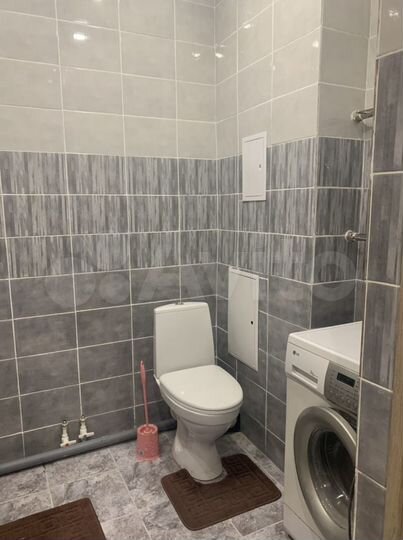 2-к. квартира, 56 м², 1/15 эт.