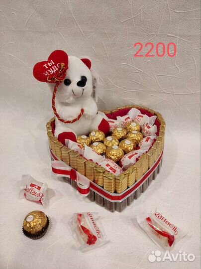 Сладкие букеты из конфет и шоколада