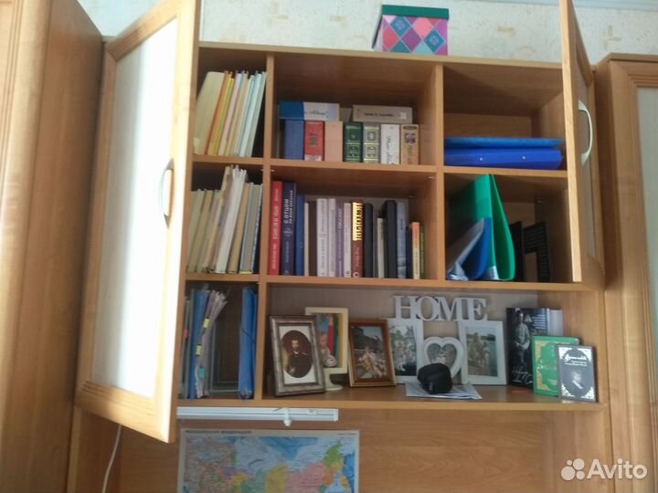 Шкафы, стеллаж, письменный стол с полками