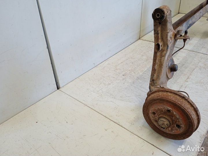 Балка задняя Opel Kadett D 1980