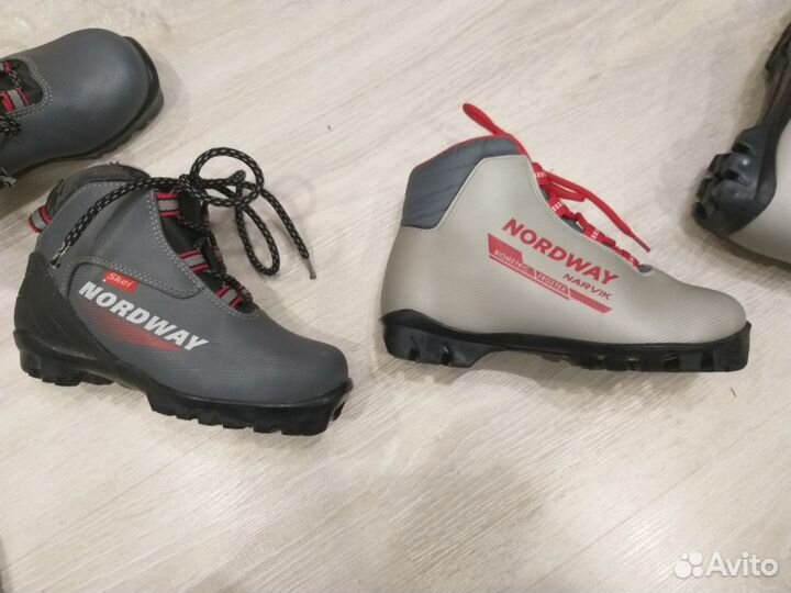 Лыжные ботинки 32 и 34 размер