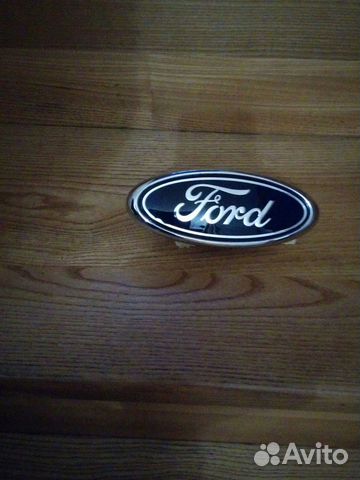 Эмблема решетки радиатора форд фокус 2