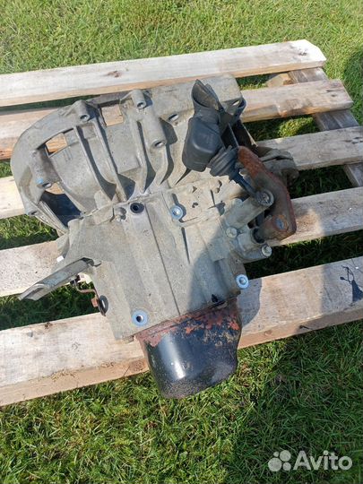 МКПП б/у Логан 1,6, 8 клапанный,87 л.с