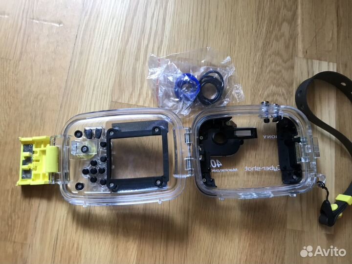 Бокс для подводной съёмки Sony MPK-THB