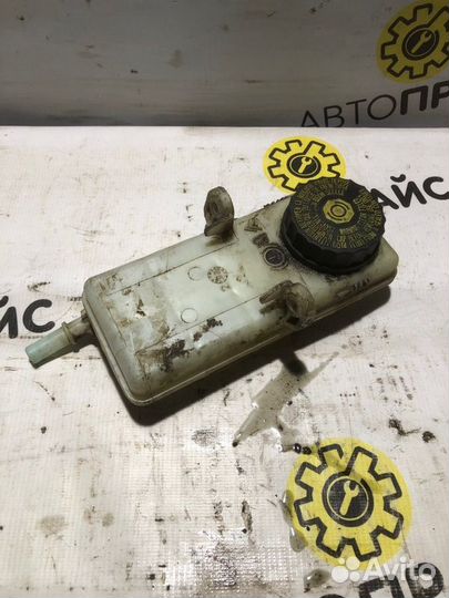 Бачок для тормозной жидкости Peugeot 308 EP6 2008